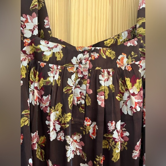 Lauren Conrad Women’s Brown Flowered Blouse Size 2X - Picture 4 of 8